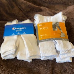 11 pairs men’s champion and c9 crew socks xl